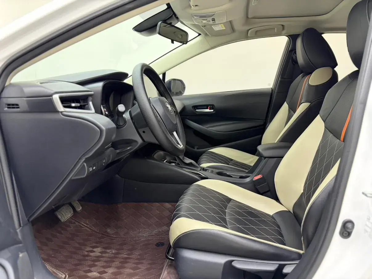 2021 TOYOTA COROLLA thumbnail 4