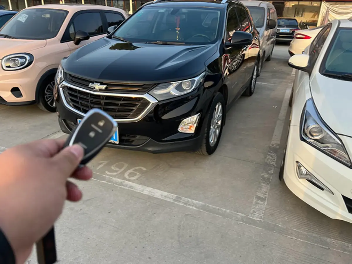 2018 Chevrolet Equinox 2.0T 260HP L4 9AT