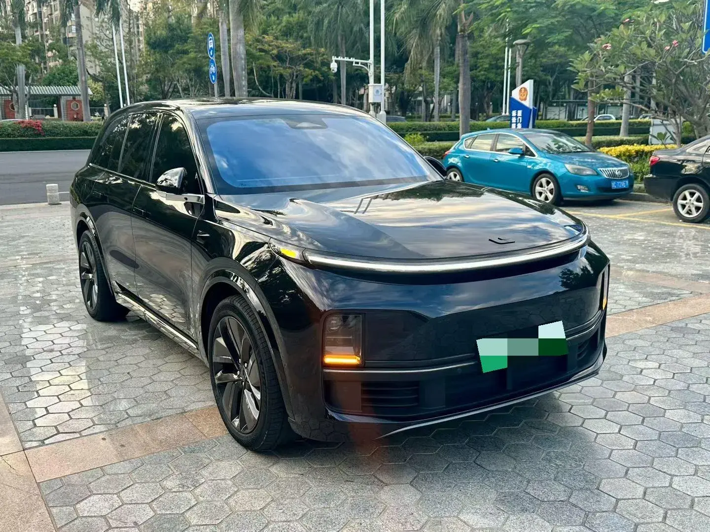 2024 LI L8 thumbnail 3