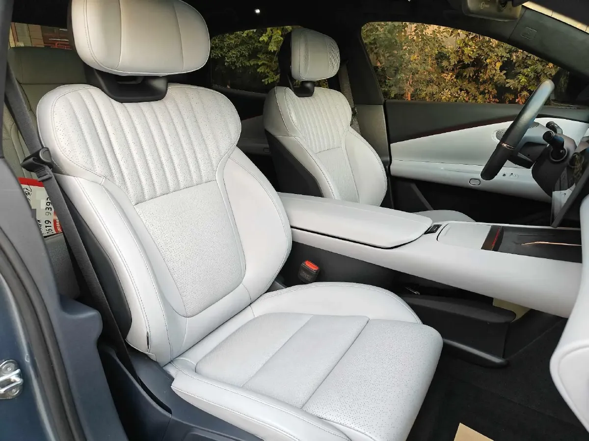 2024 LYNK&CO Z10 BEV 95KWH,autocango,china used car exporter,china ev exporter,chinese used car exporter,chinese used ev exporter