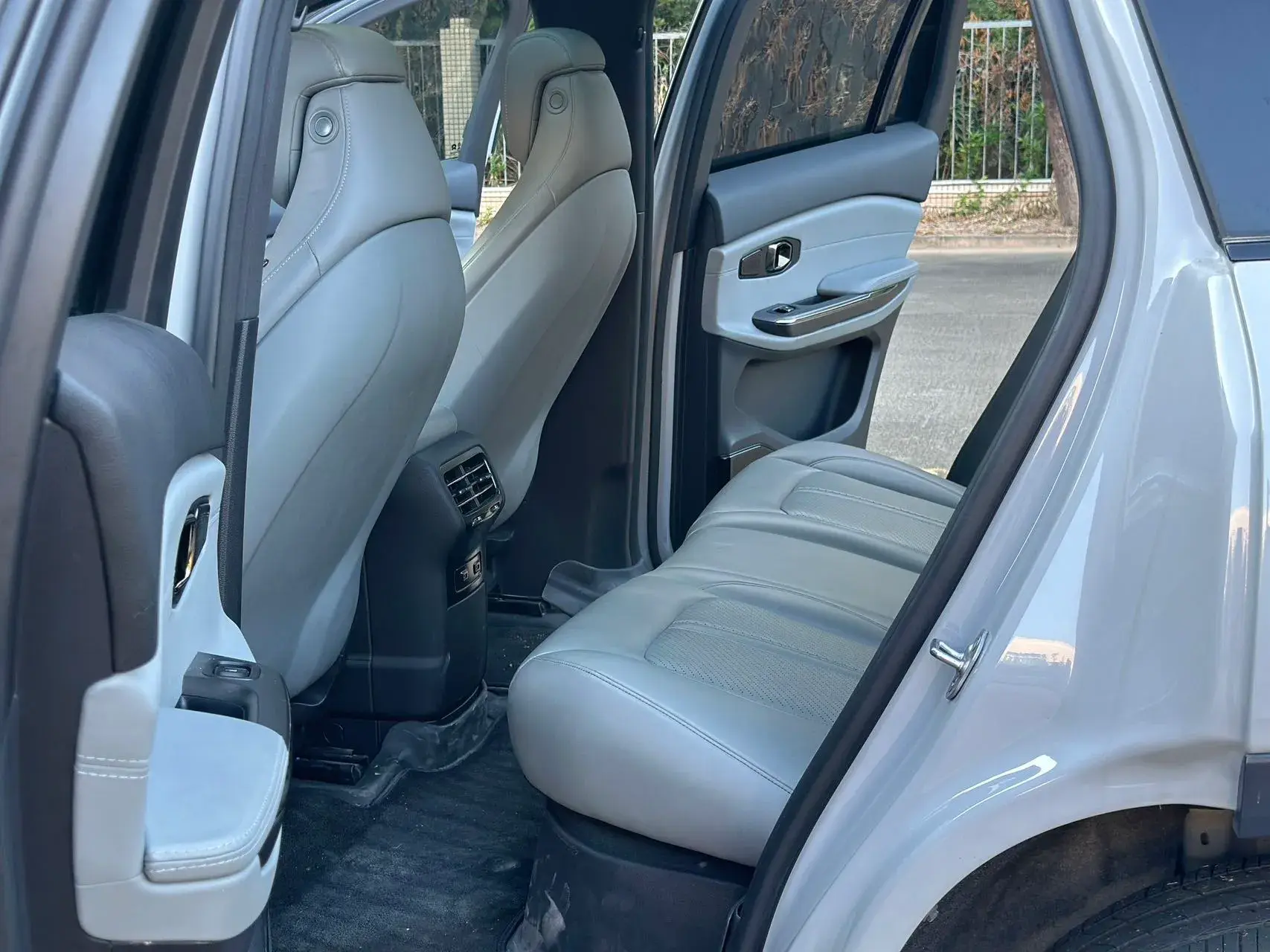 2020 NIO ES6 thumbnail 4