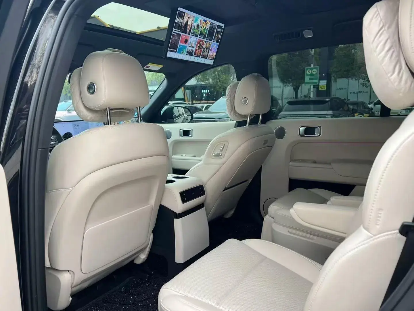 2024 LI L9 thumbnail 4