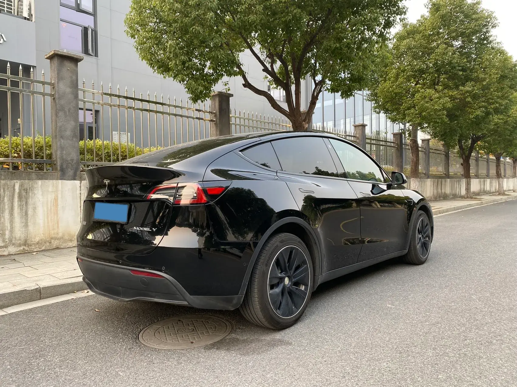 2021 TESLA MODEL thumbnail 3