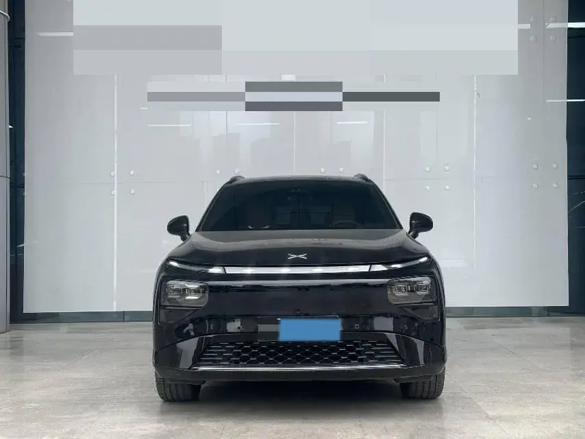 2024 XPENG G9 thumbnail 2