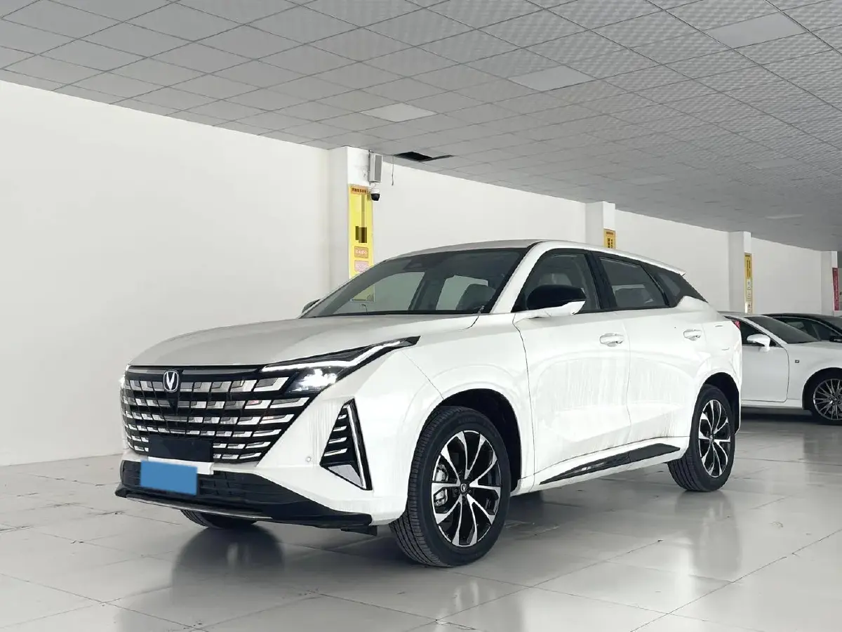 2024 ChangAn UNI-Z 1.5L 98HP L4 E-CVT PHEV 18.4KWH