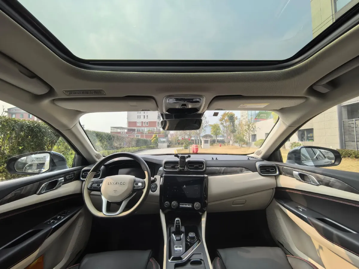 2019 LYNK&CO 02 New Energy 1.5T 180HP L3 7DCT PHEV 9.4KWH,autocango,china used car exporter,china ev exporter,chinese used car exporter,chinese used ev exporter