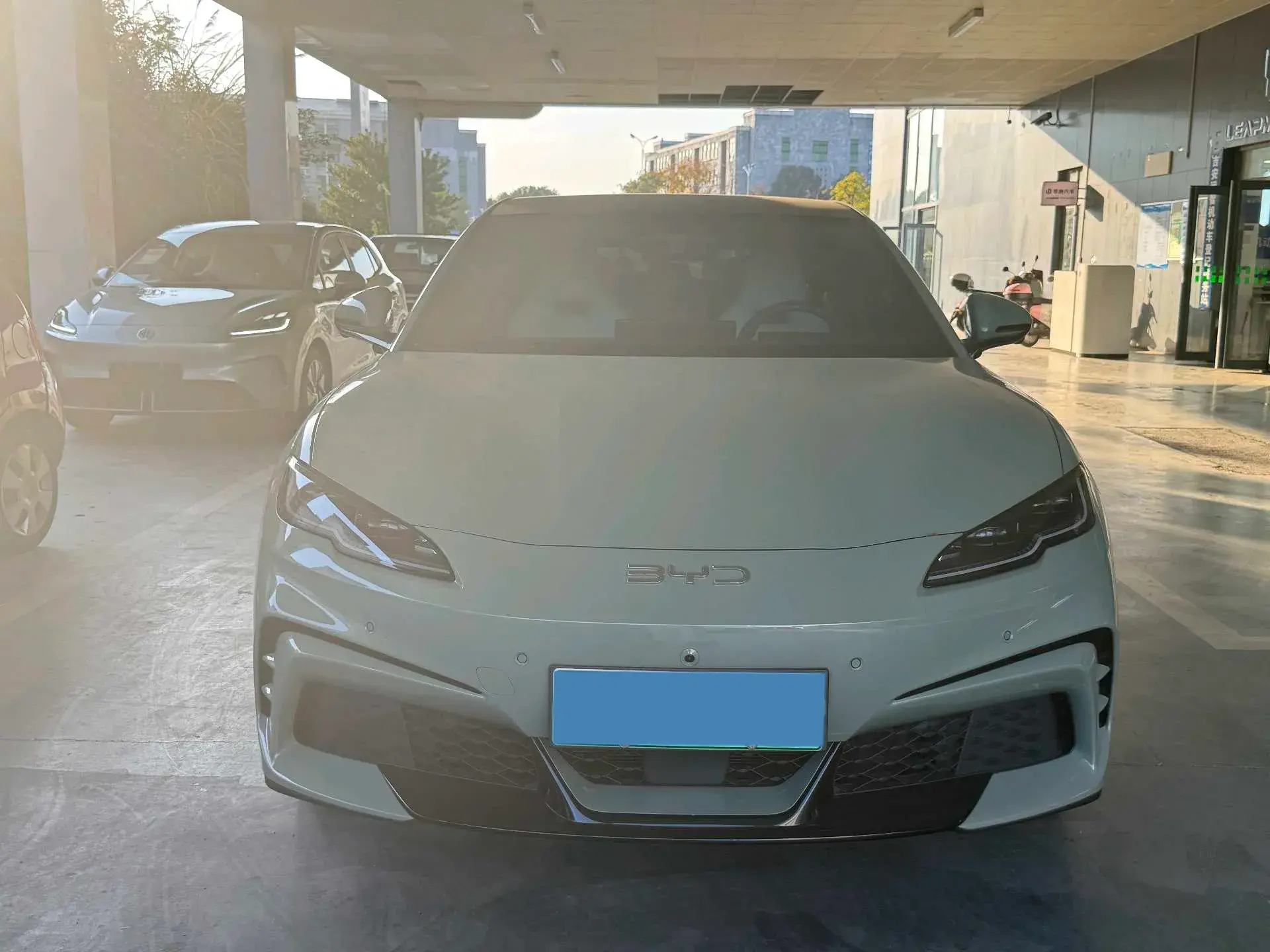 2025 BYD SEAL06GT thumbnail 3