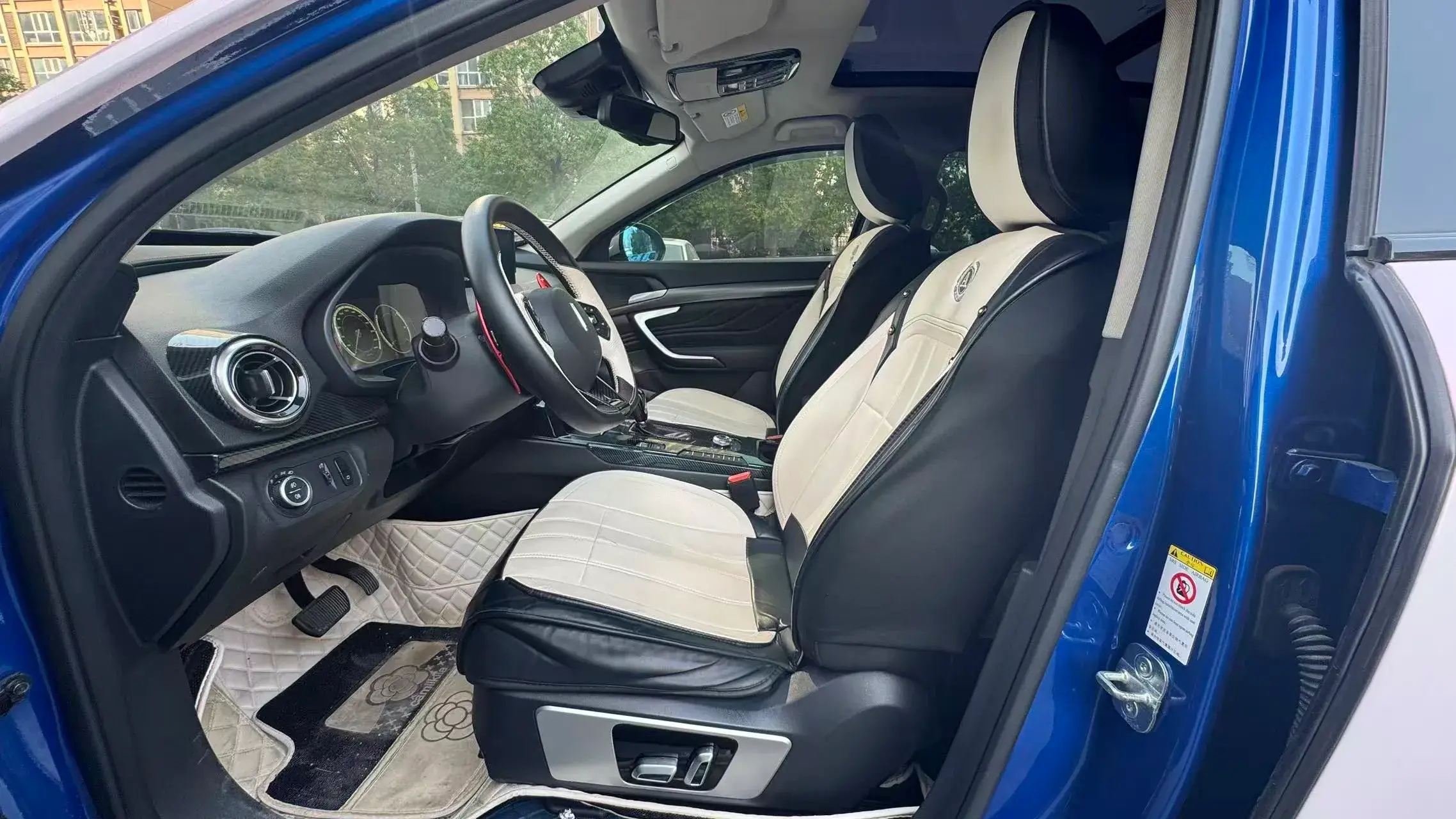 2017 ZOTYE T700 thumbnail 4