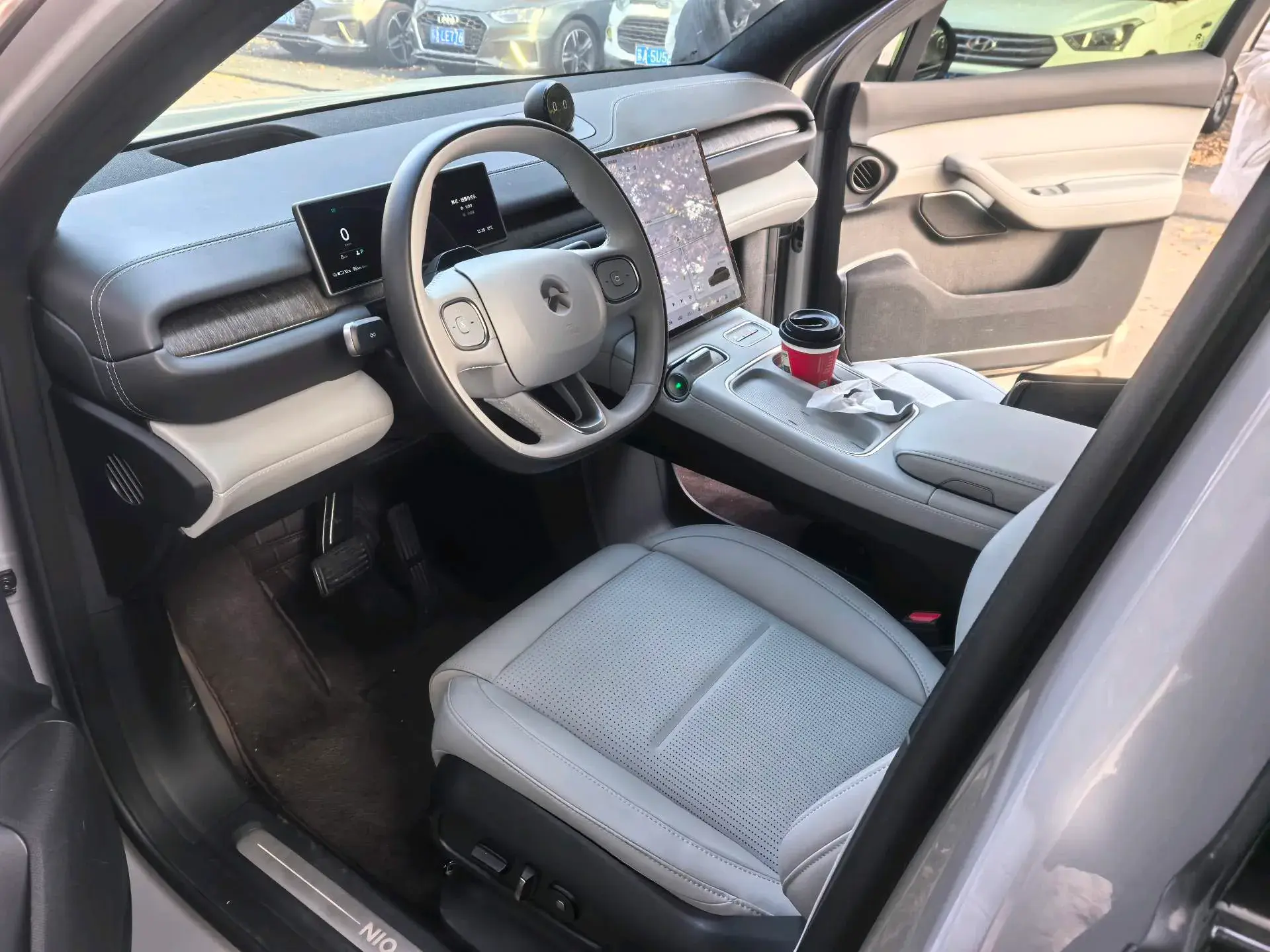 2024 NIO ES6 thumbnail 3