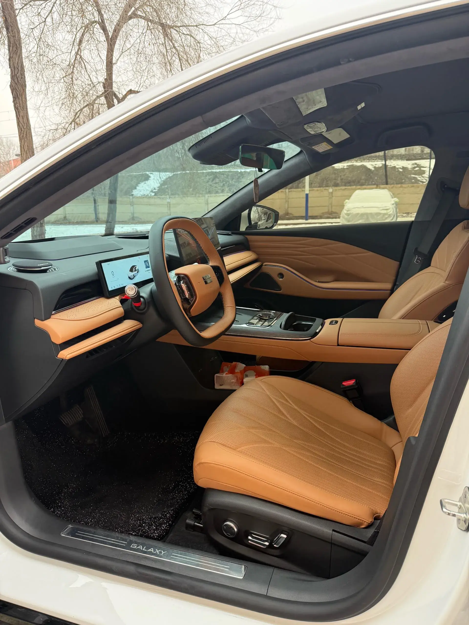 2025 GEELY GALAXY thumbnail 4