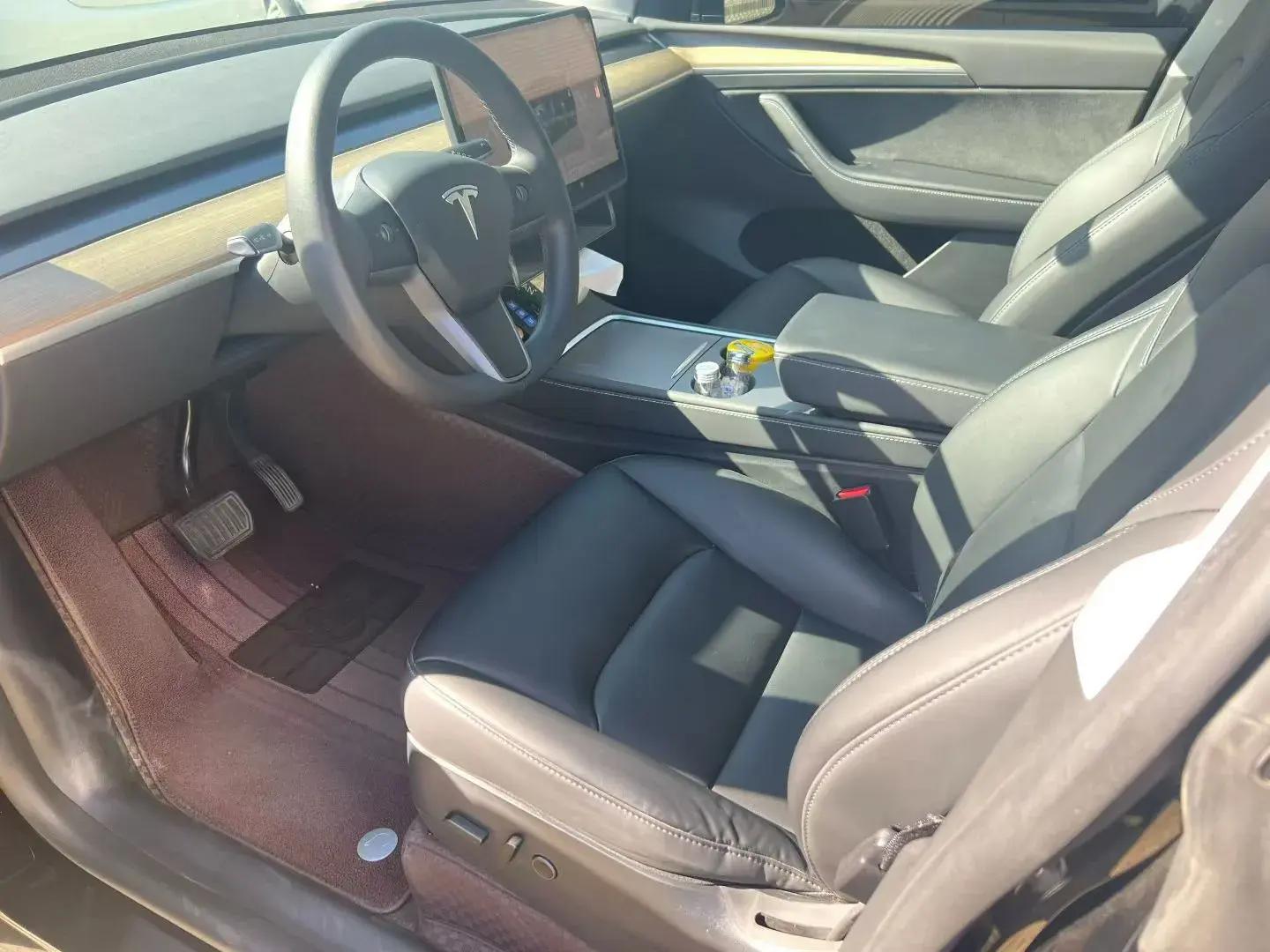 2022 TESLA MODEL thumbnail 4