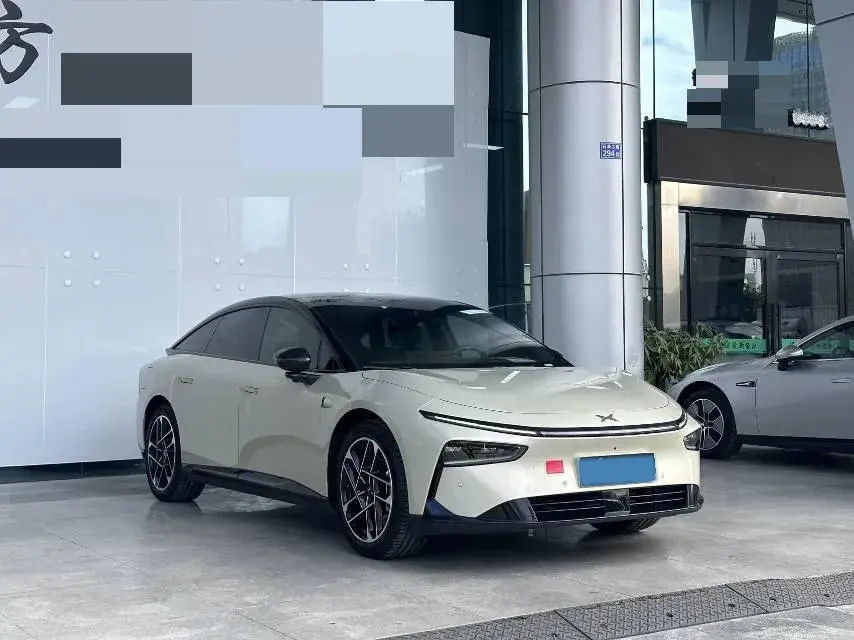 2024 XPENG P7+ thumbnail 3