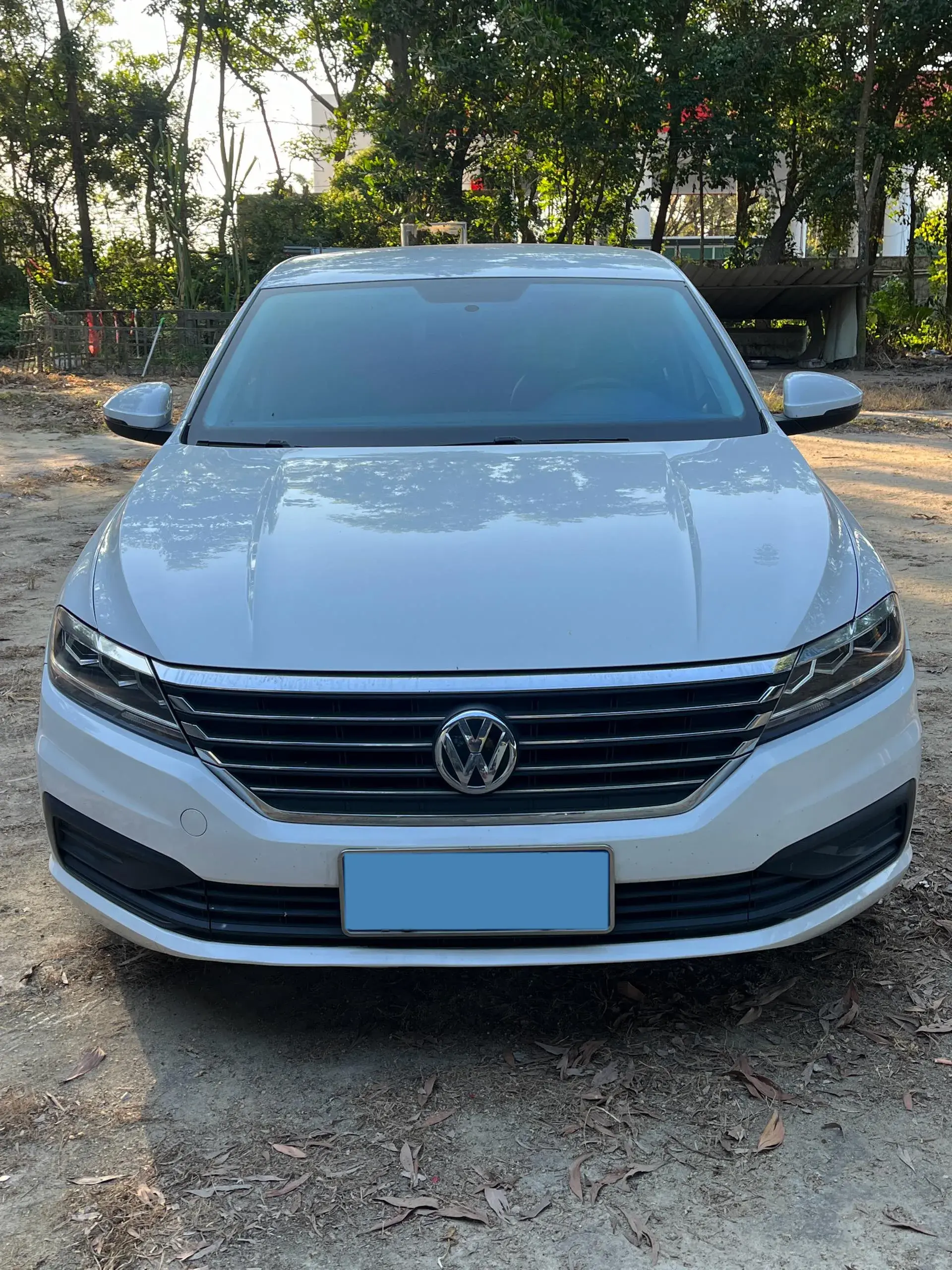 2019 VOLKSWAGEN LAVIDA thumbnail 3