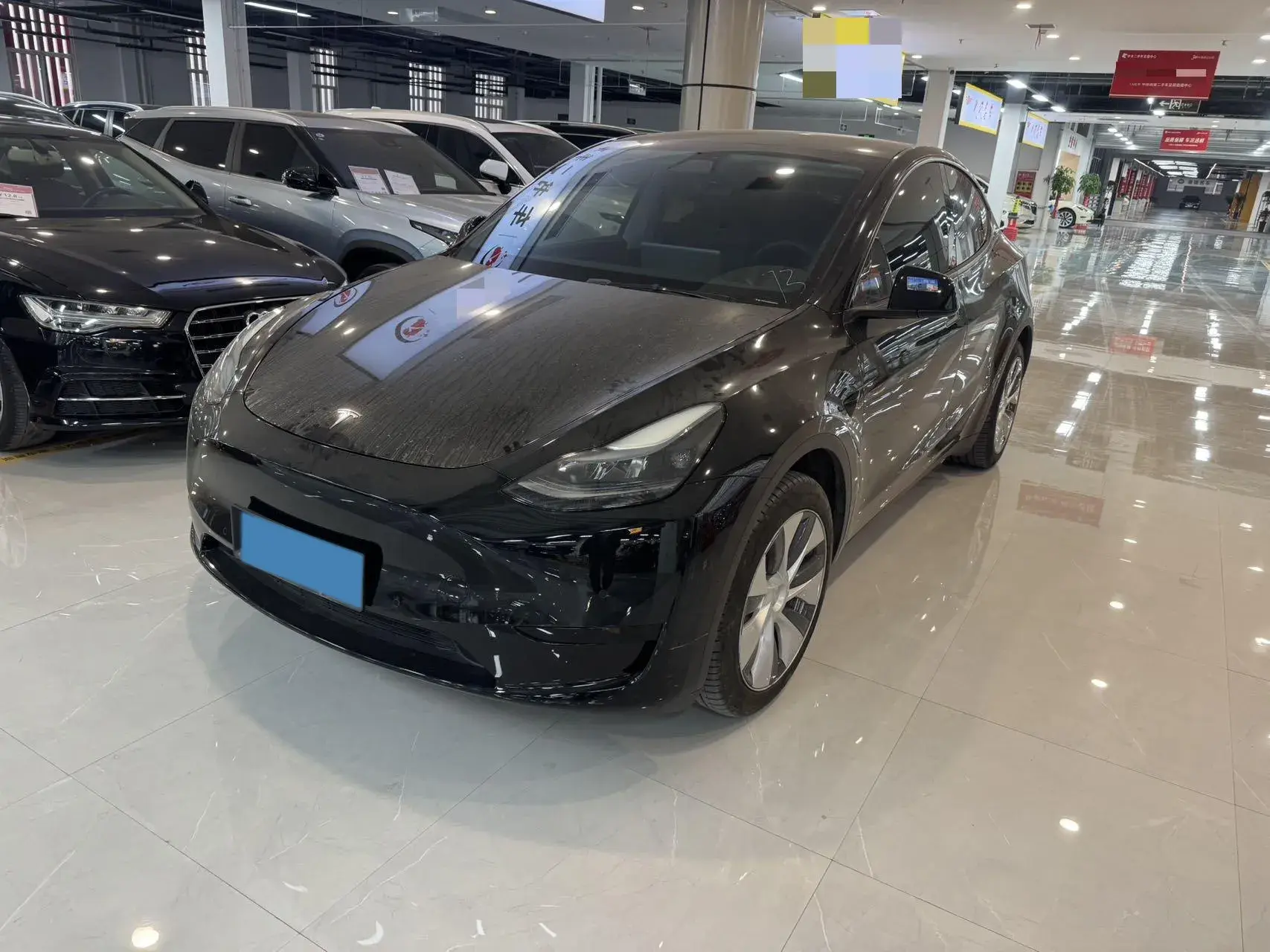 2023 TESLA MODEL view 1