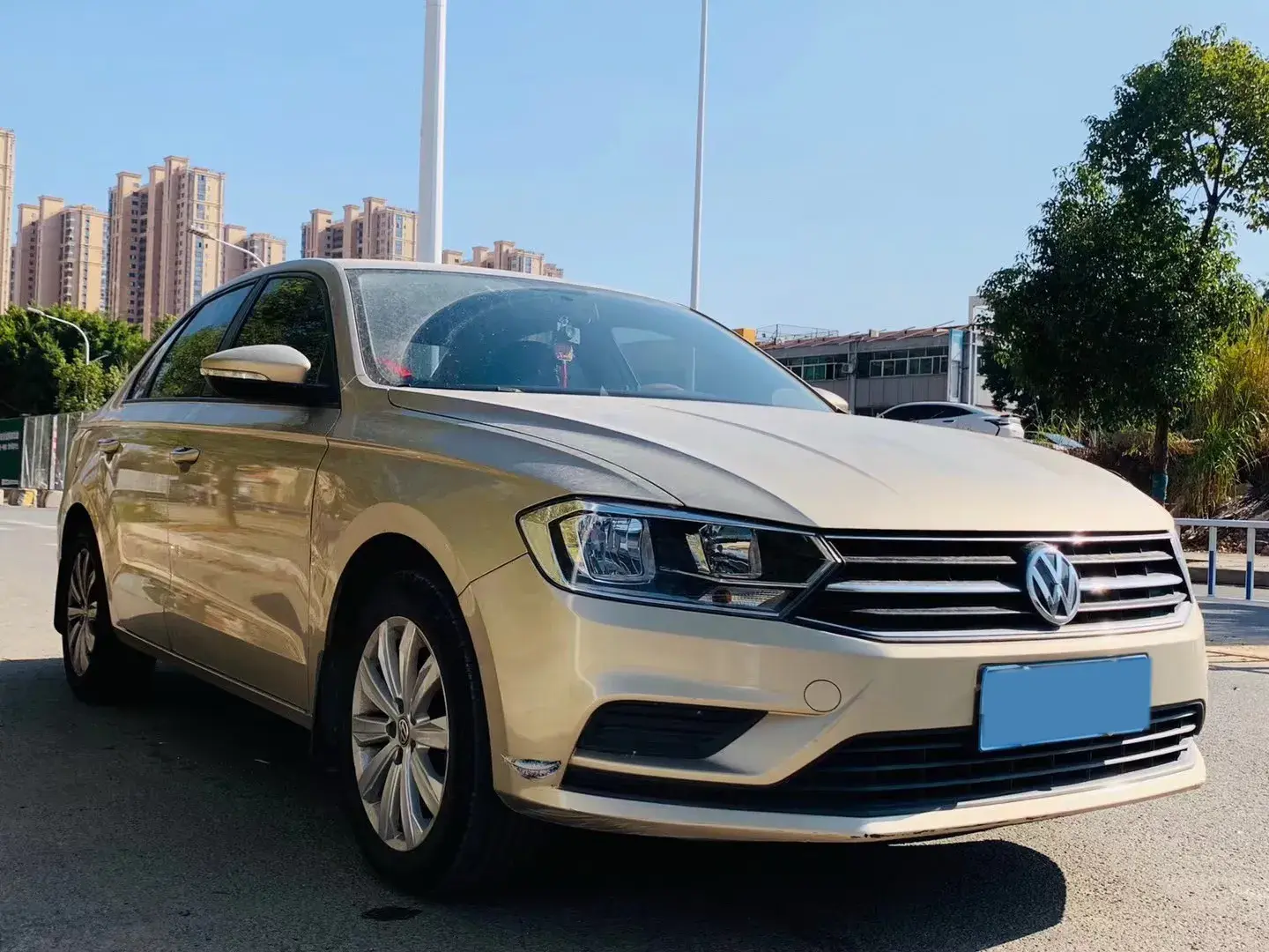 2019 VOLKSWAGEN BORA thumbnail 3