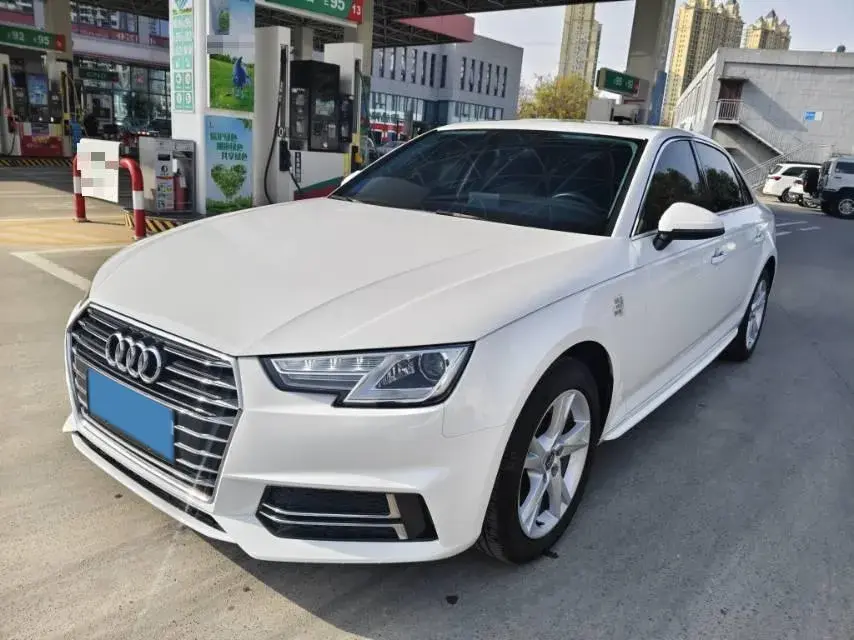 2019 Audi A4L 2.0T 190HP L4 7DCT