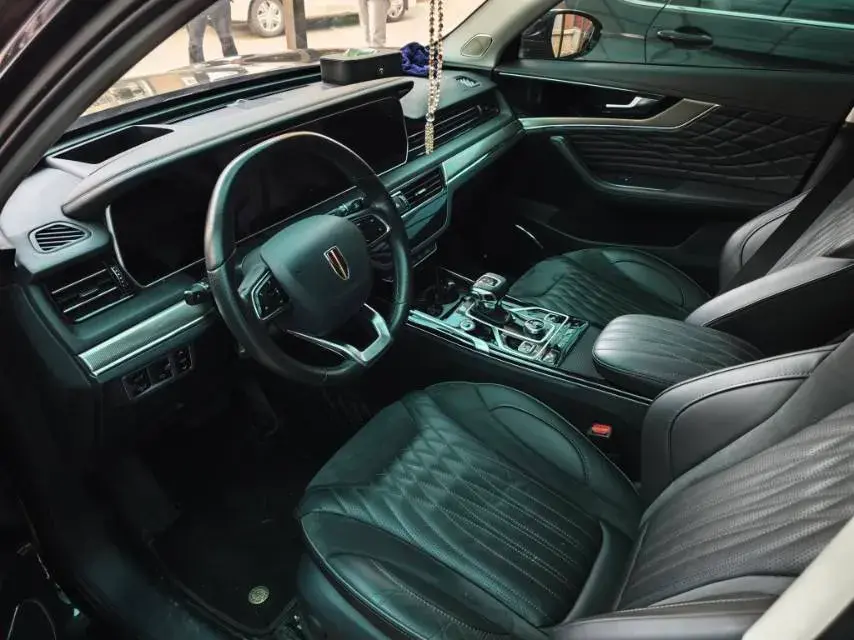 2022 HONGQI HS5 thumbnail 2