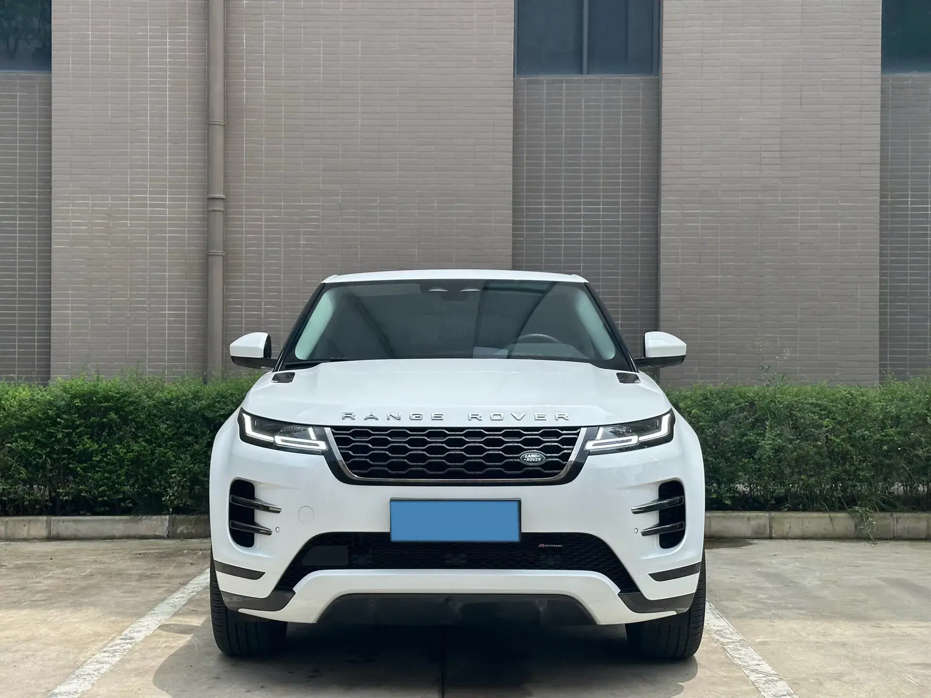 2022 LAND ROVER thumbnail 2