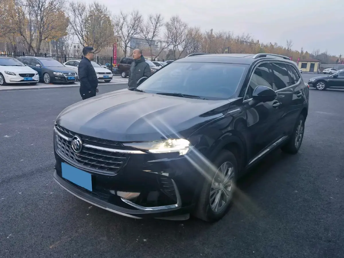 2022 Buick EnvisionPlus 2.0T 237HP L4 9AT