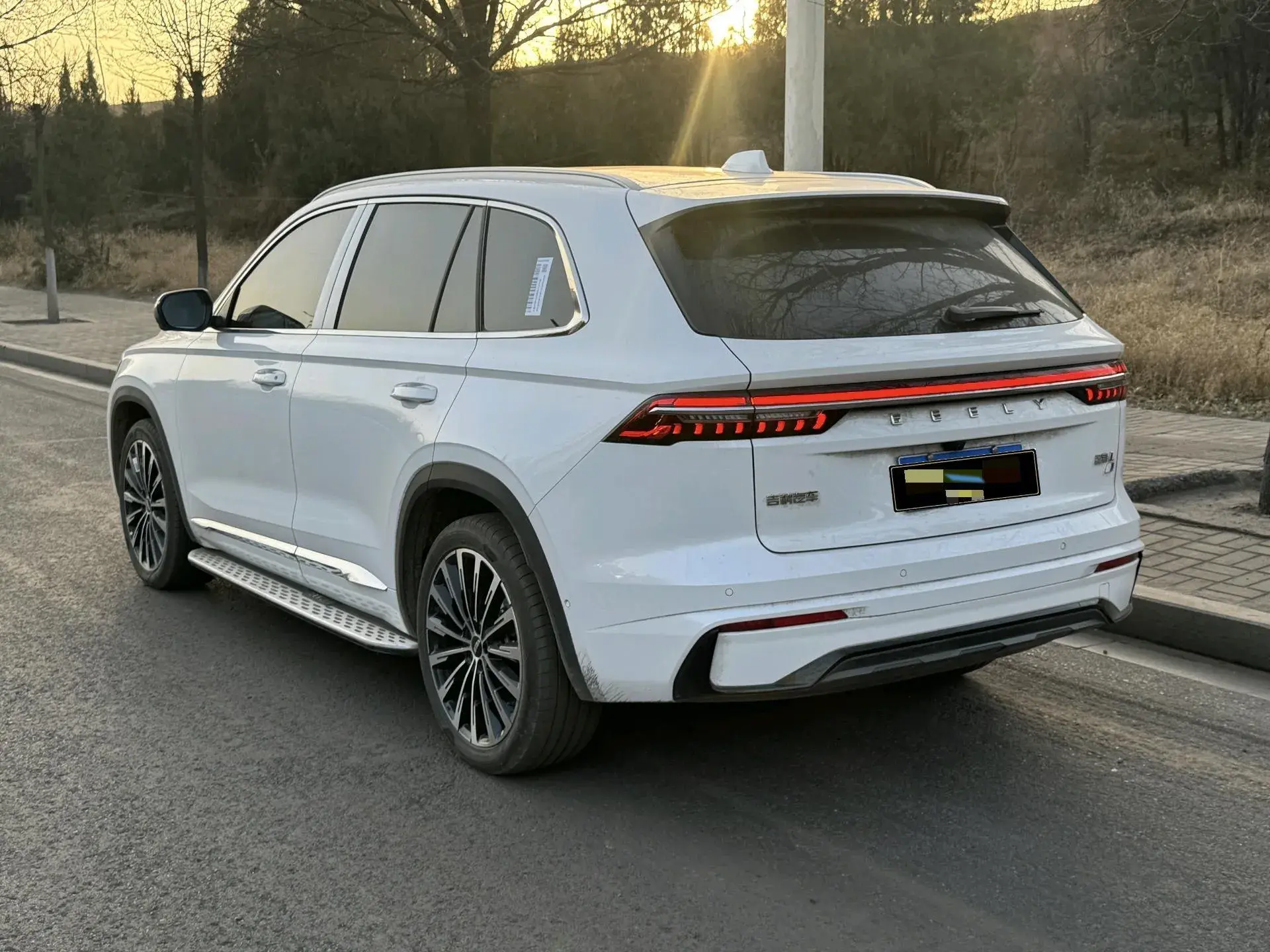 2024 GEELY MONJARO thumbnail 4