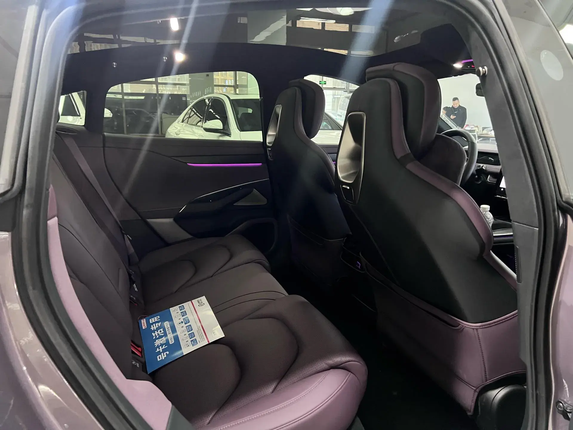 2024 MI SU7 thumbnail 4