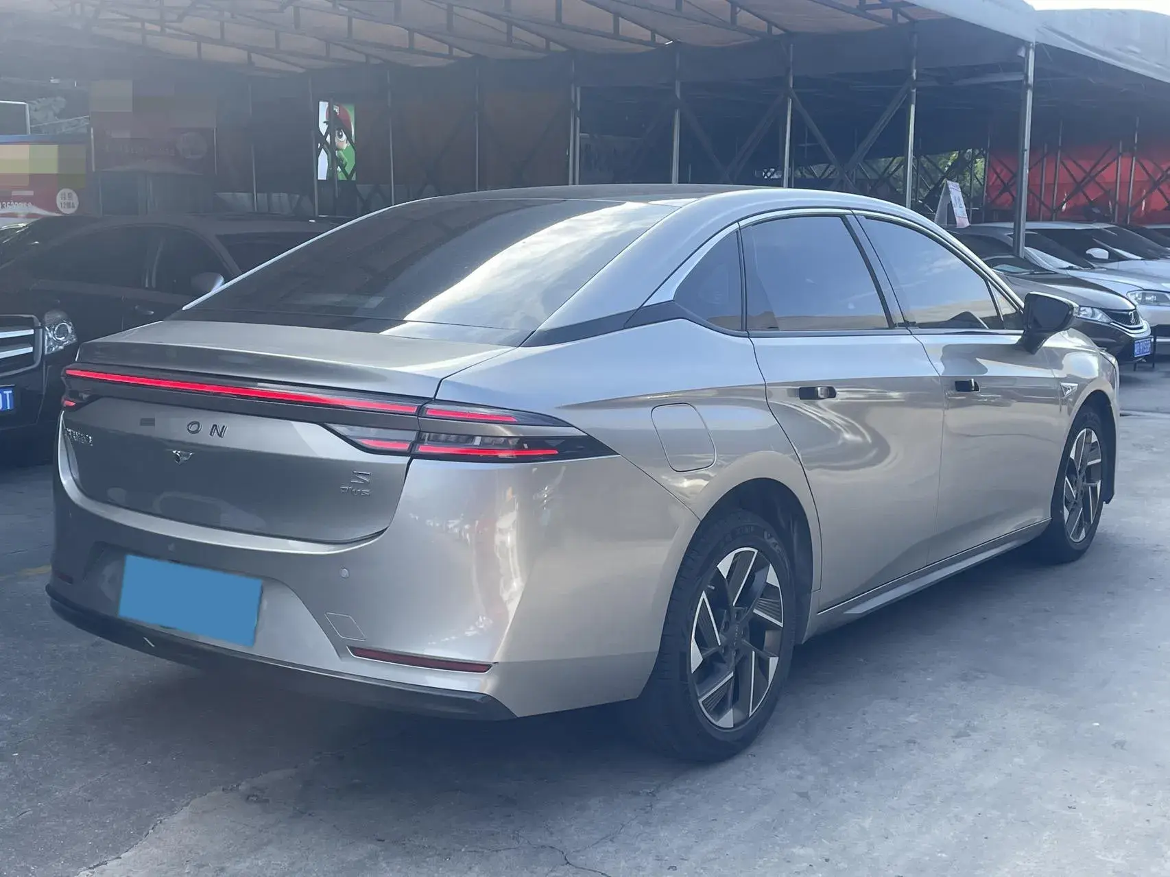 2021 AION S thumbnail 4