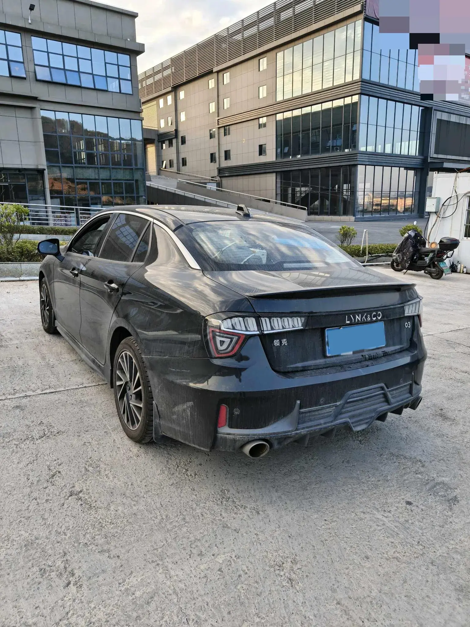 2021 LYNK&CO 03 thumbnail 3