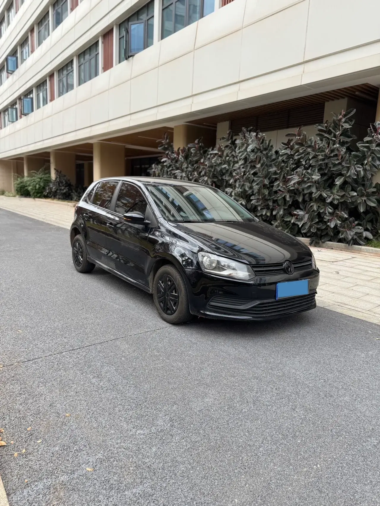 2018 VOLKSWAGEN POLO thumbnail 2