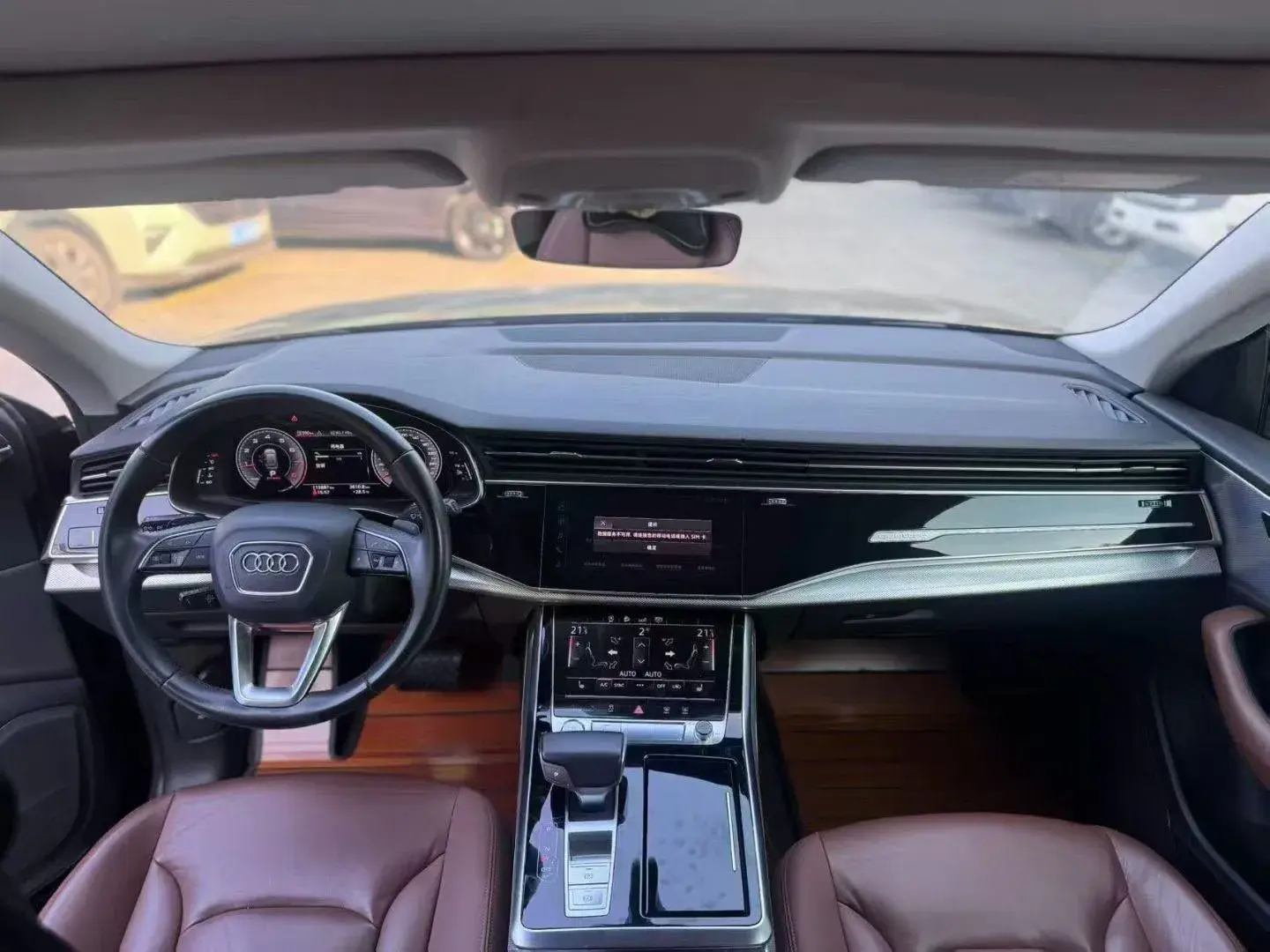 2019 AUDI Q8 thumbnail 3