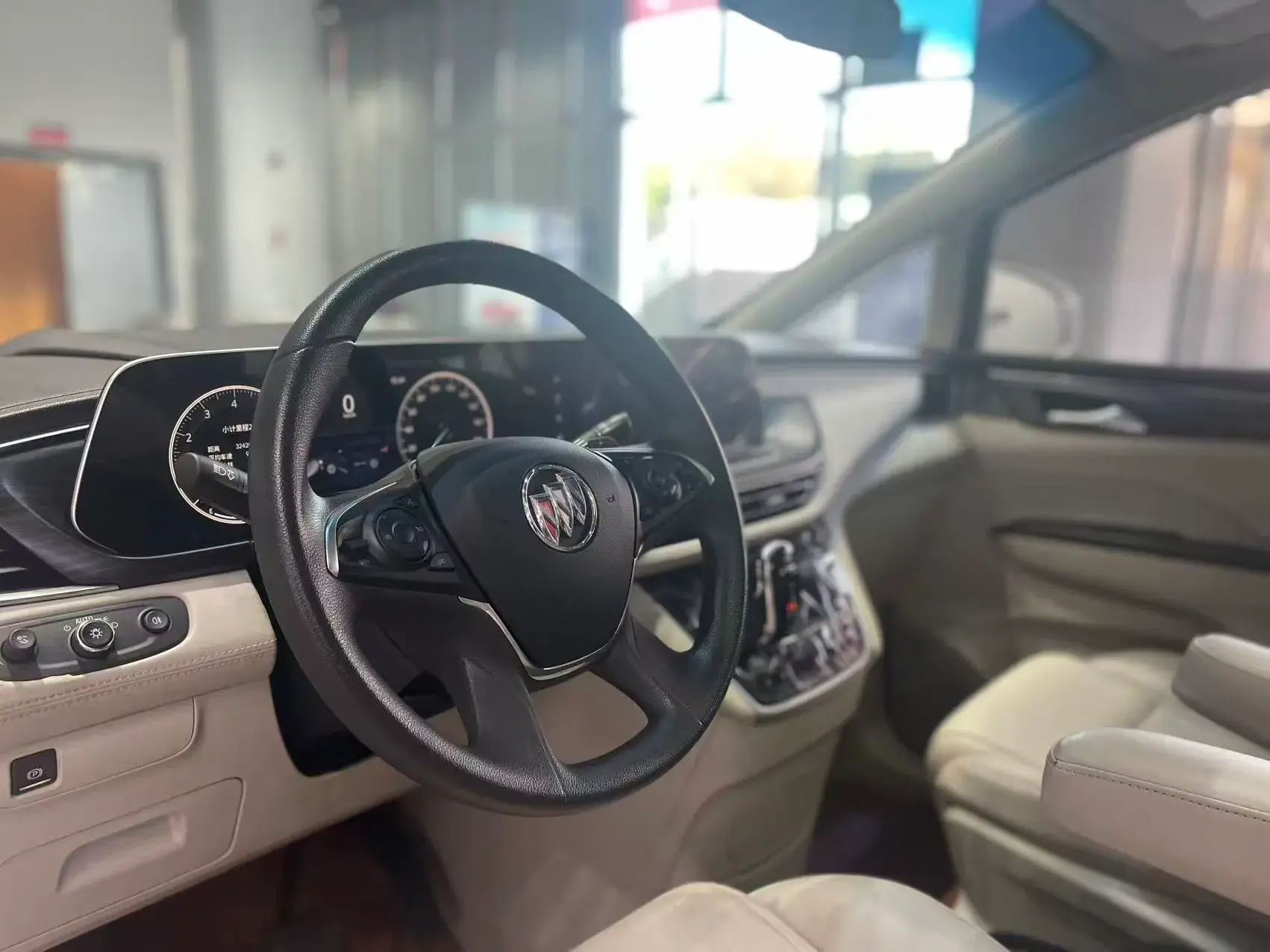 2023 BUICK GL8 thumbnail 4