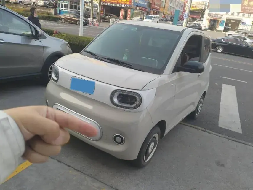 2024 WuLing HongGuang MINI EV BEV 17.3KWH