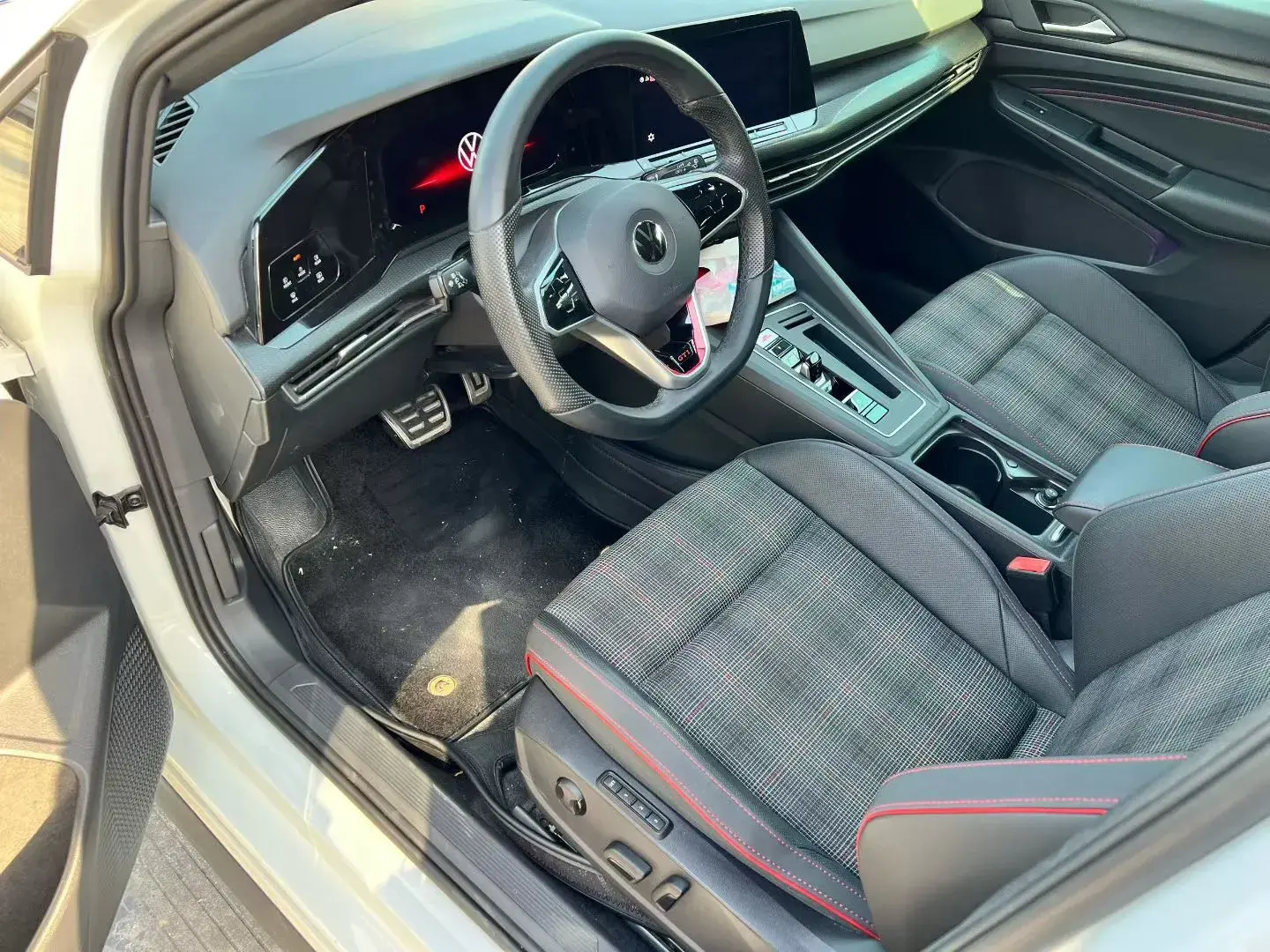 2021 VOLKSWAGEN GOLFGTI thumbnail 2