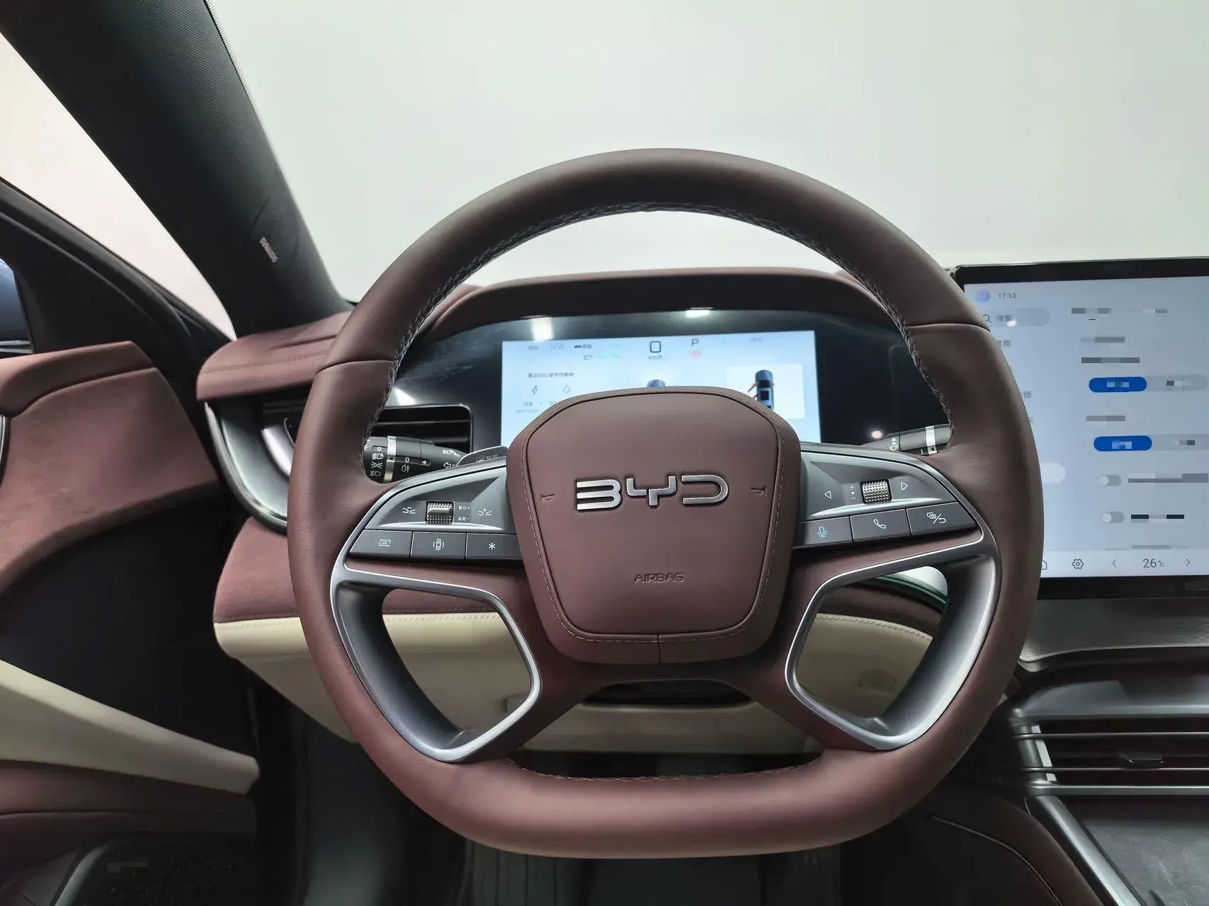 2025 BYD SEAL07 thumbnail 4