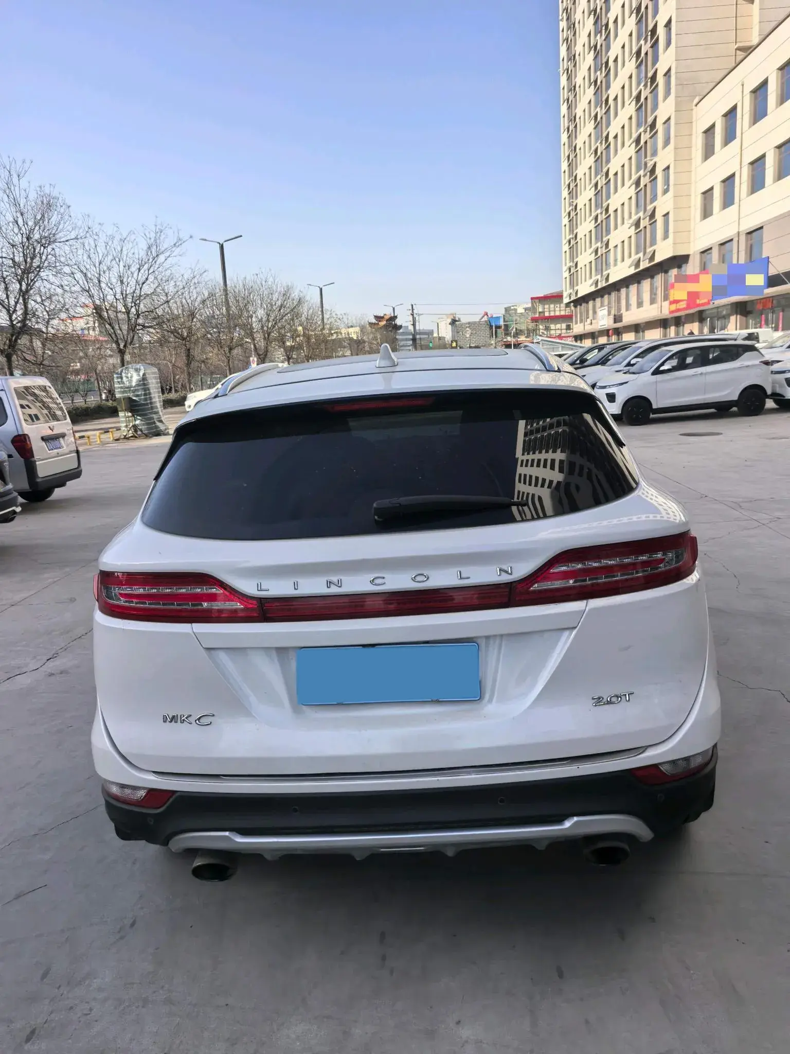 2017 LINCOLN MKC thumbnail 4