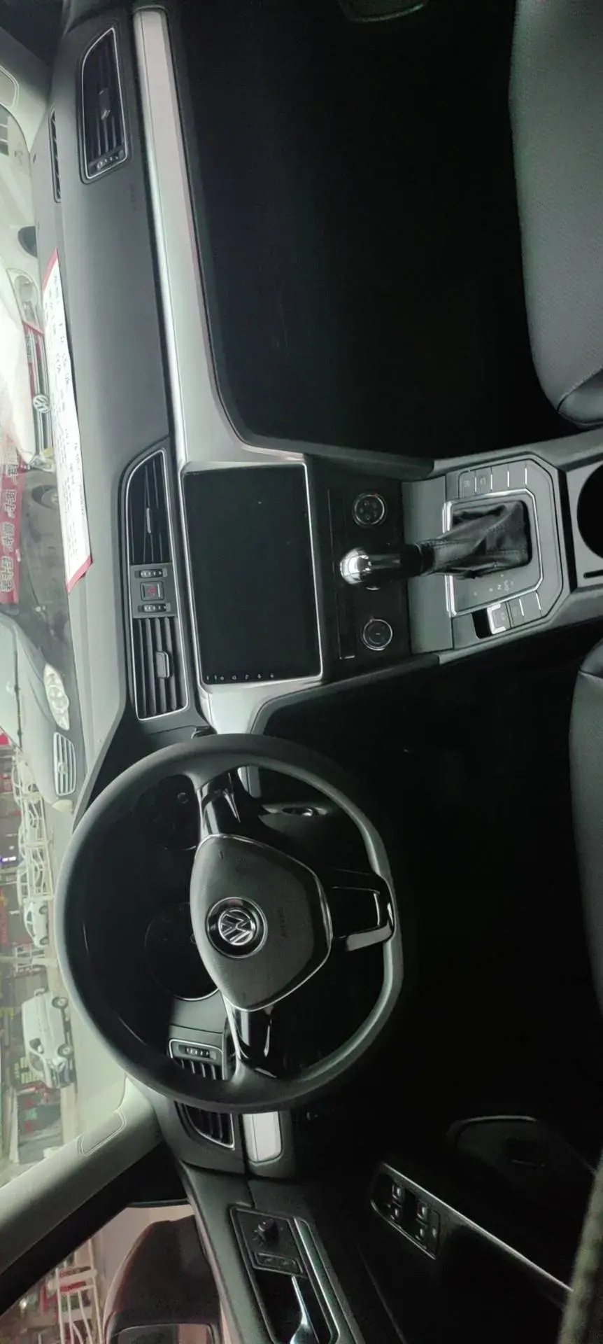 2018 VOLKSWAGEN LAMANDO thumbnail 4