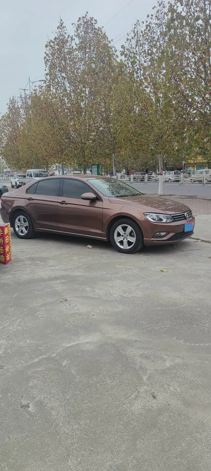 2018 VOLKSWAGEN LAMANDO thumbnail 2