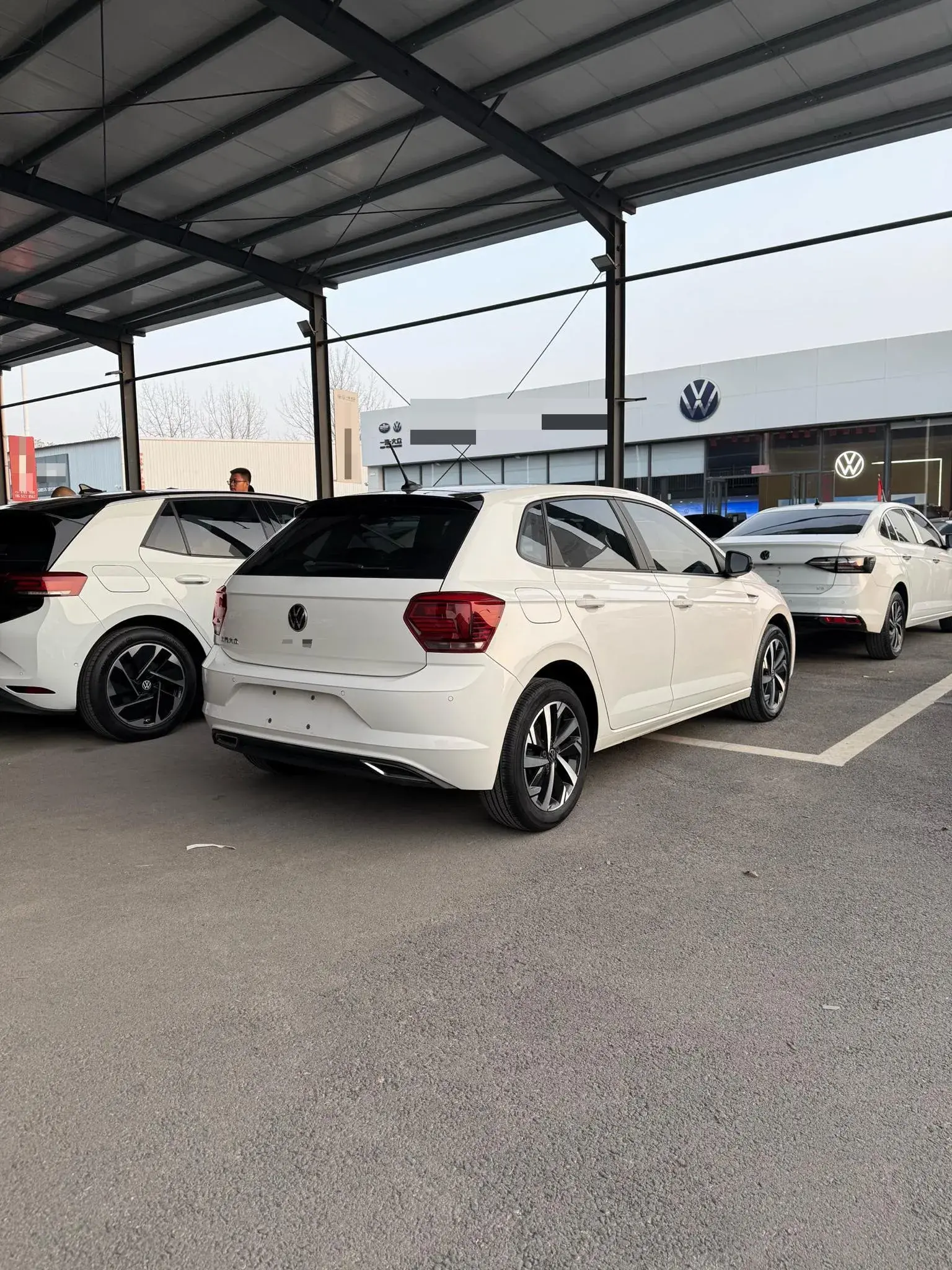 2021 VOLKSWAGEN POLO thumbnail 4