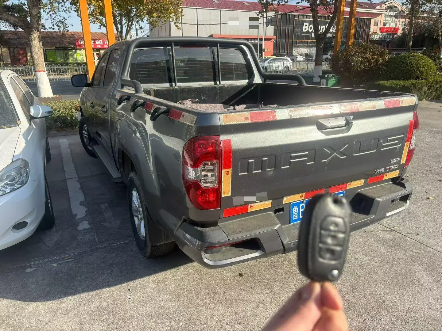 2017 MAXUS T60 thumbnail 3