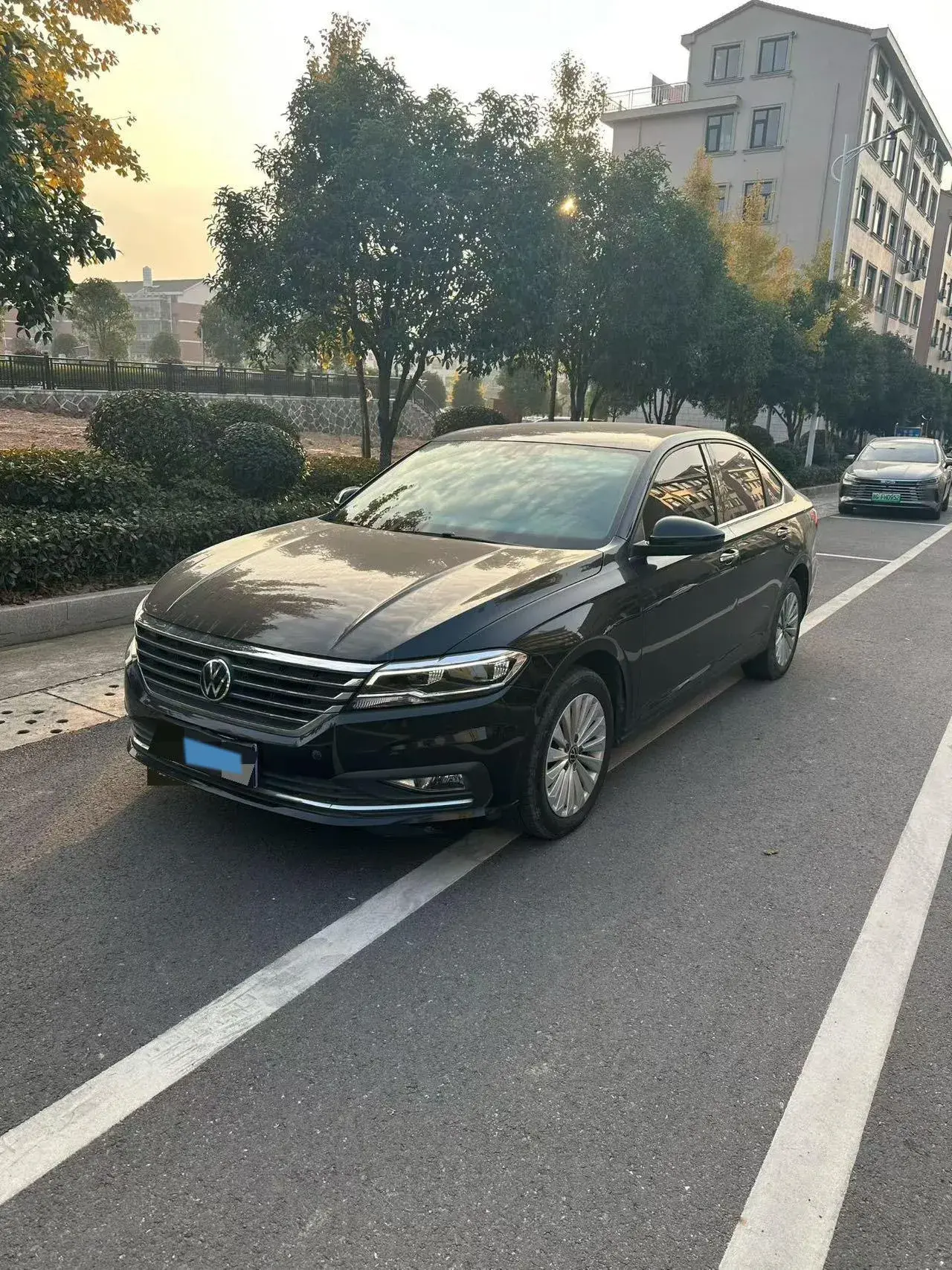 2021 VOLKSWAGEN LAVIDA view 1