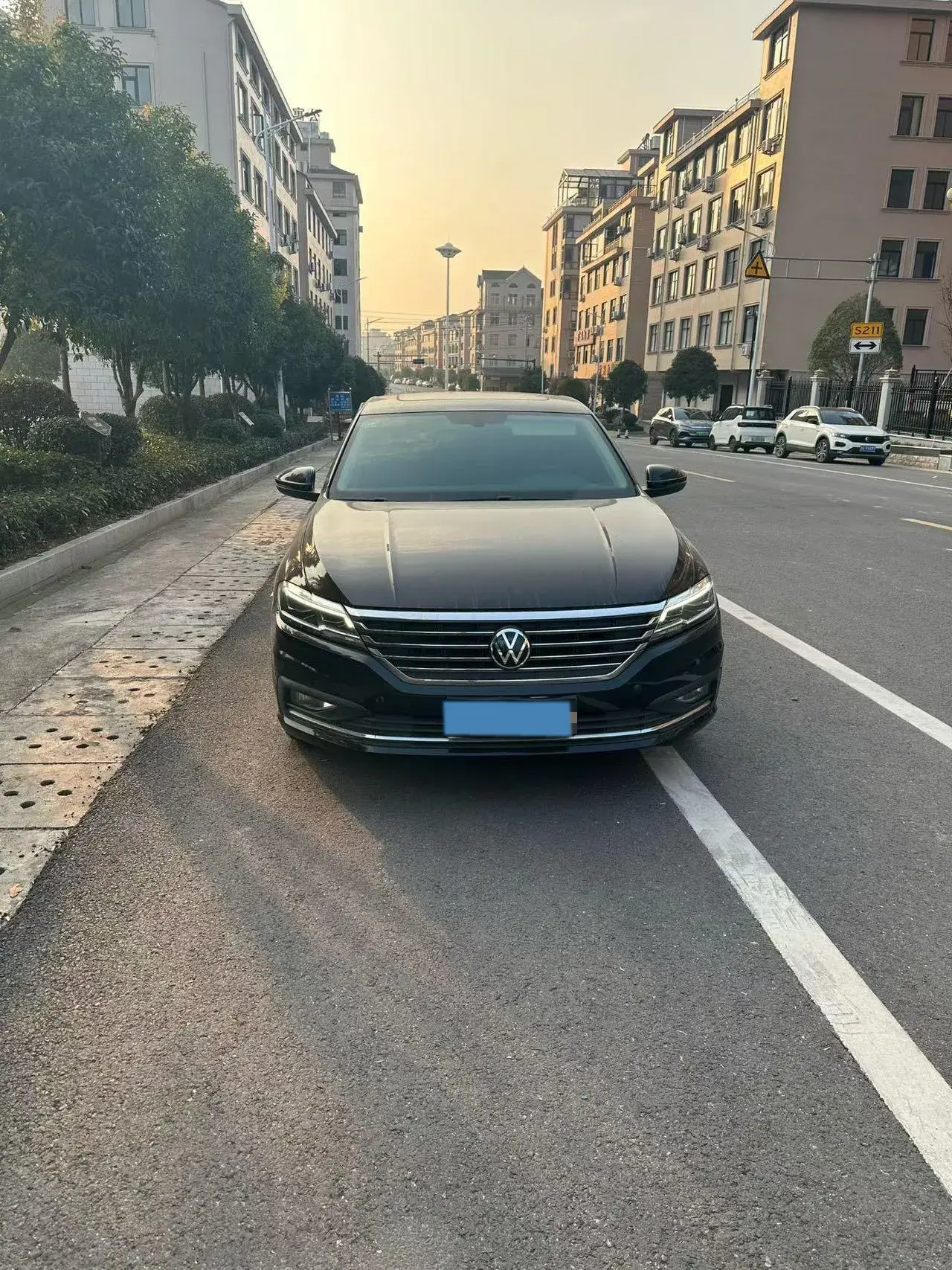 2021 VOLKSWAGEN LAVIDA thumbnail 2