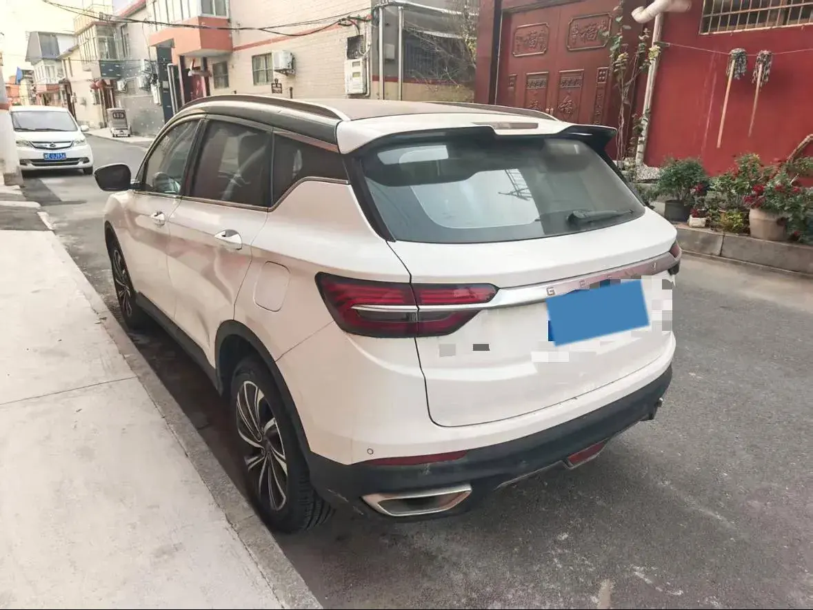 2019 GEELY COOLRAY thumbnail 3