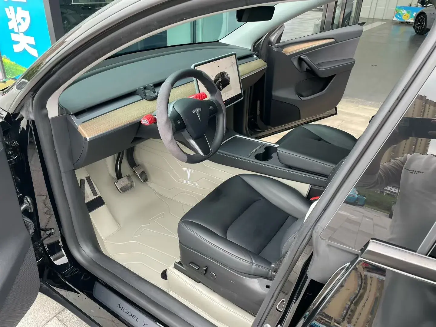 2022 TESLA MODEL thumbnail 4