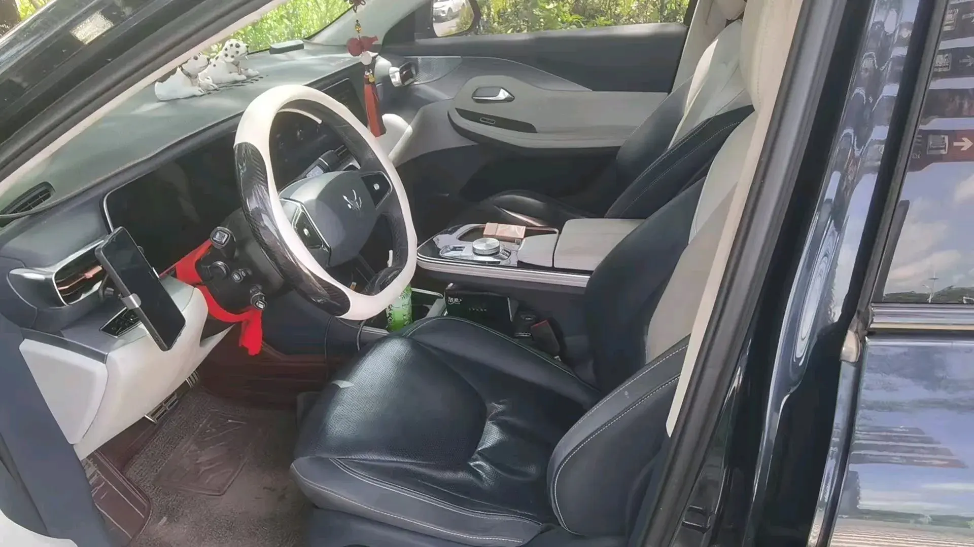 2021 ARCFOX ΑS thumbnail 4