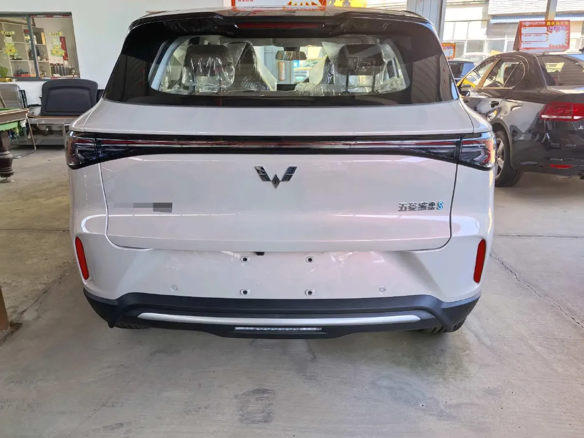 2025 WuLing BinGuo S BEV,autocango,china used car exporter,china ev exporter,chinese used car exporter,chinese used ev exporter
