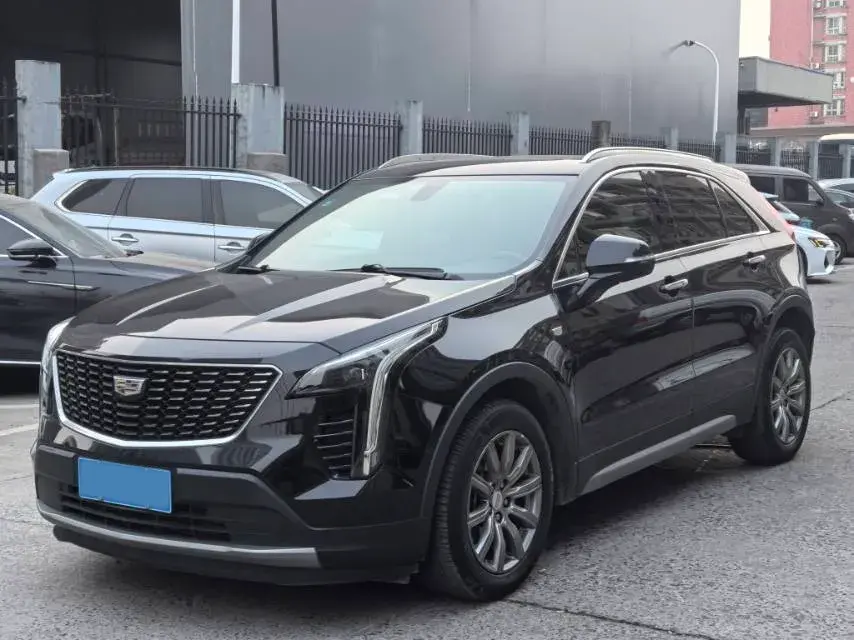 2020 Cadillac XT4 2.0T 237HP L4 9AT