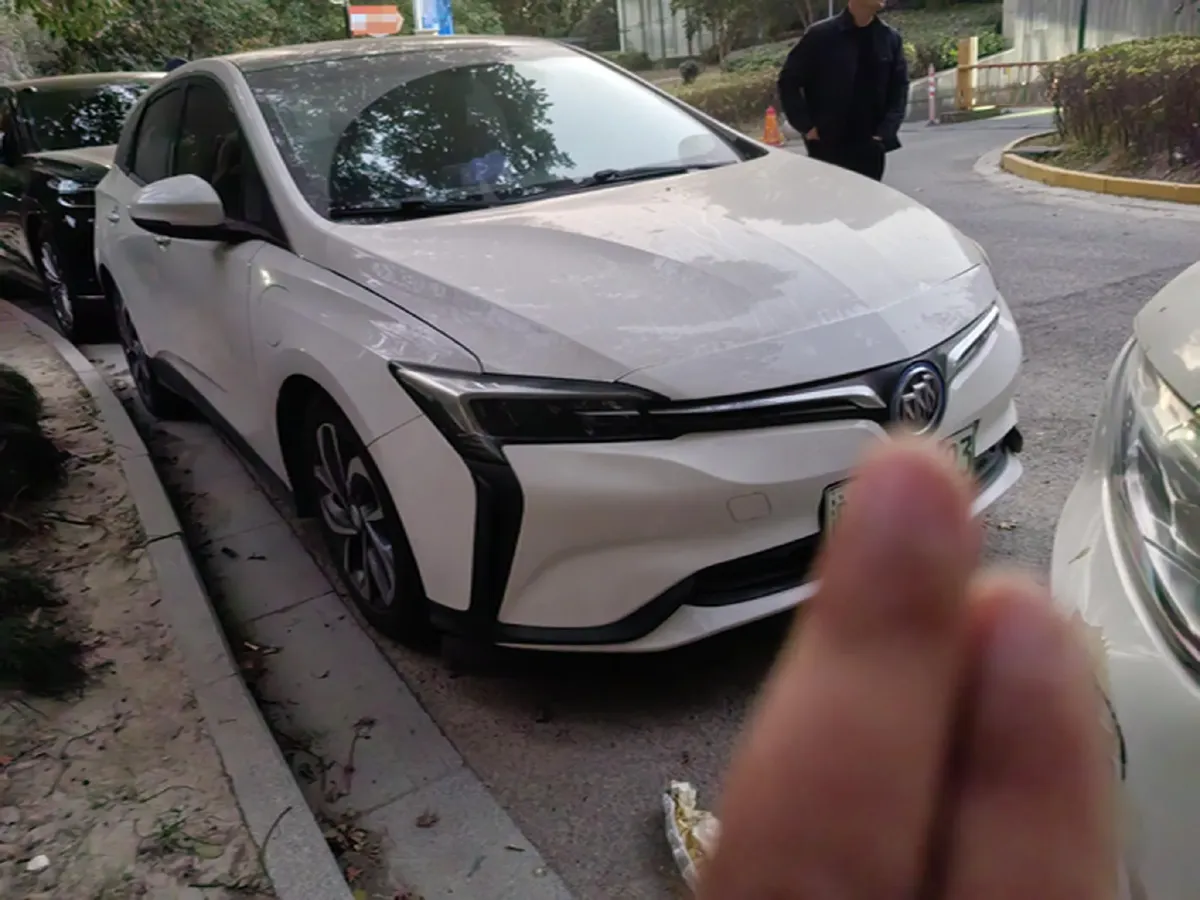 2020 Buick Velite 6 BEV 52.5KWH,autocango,china used car exporter,china ev exporter,chinese used car exporter,chinese used ev exporter