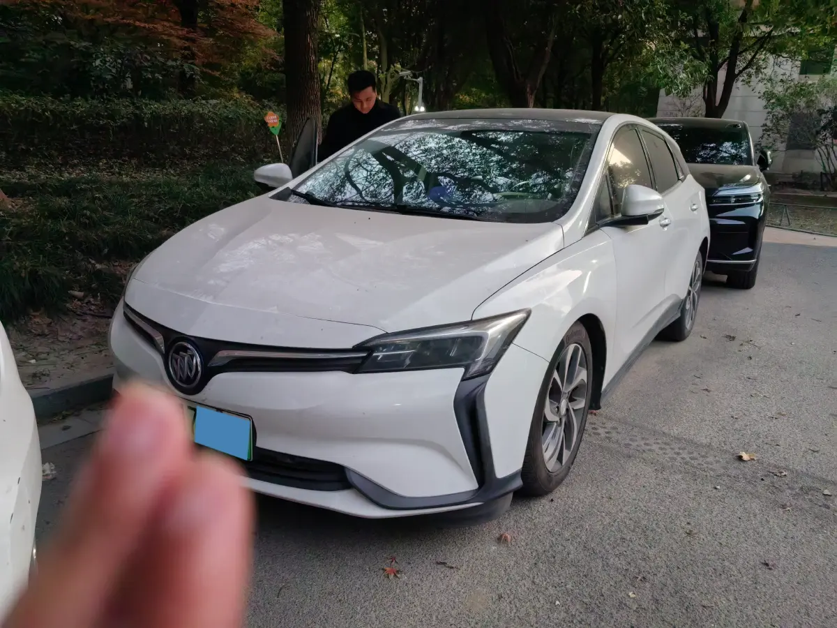 2020 Buick Velite 6 BEV 52.5KWH