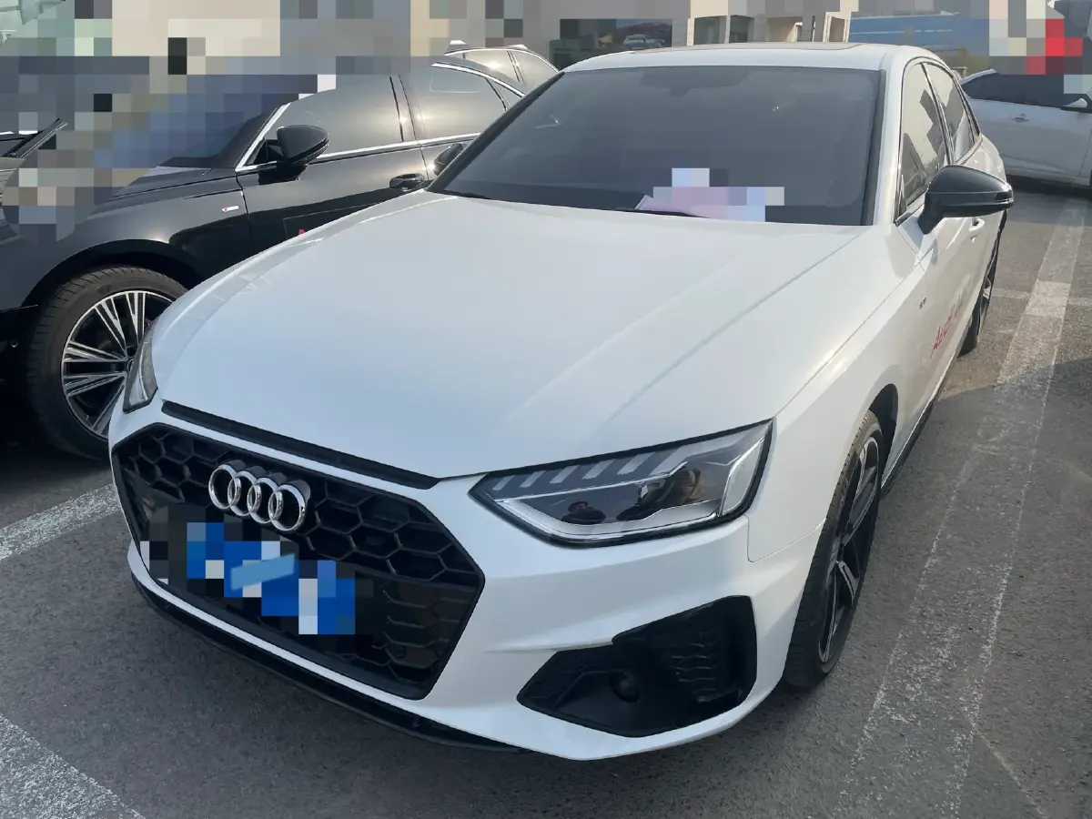 2024 Audi A4L 2.0T 190HP L4 7DCT