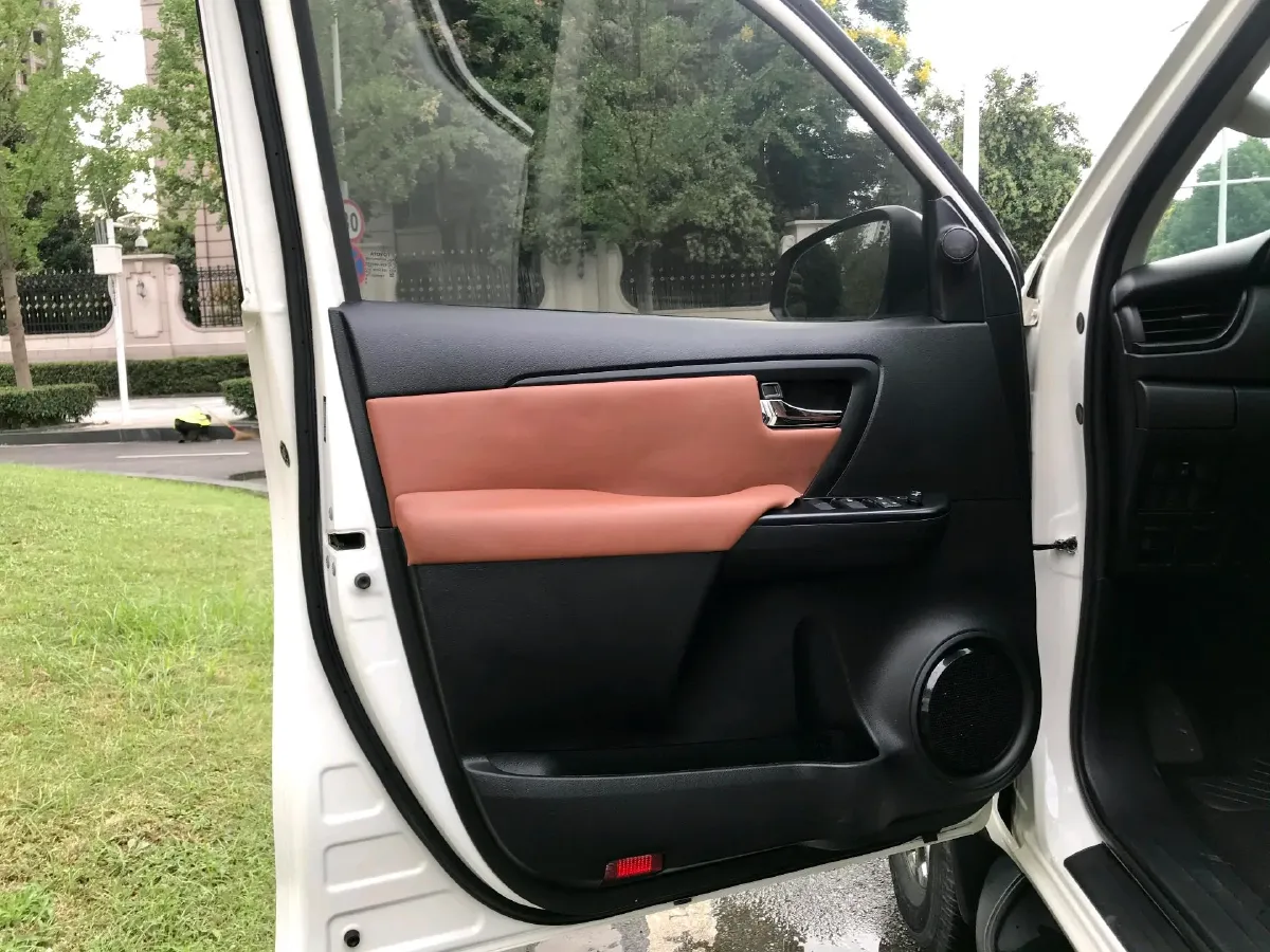 2019 Toyota 86 2.0L 200HP H4 6AT,autocango,china used car exporter,china ev exporter,chinese used car exporter,chinese used ev exporter