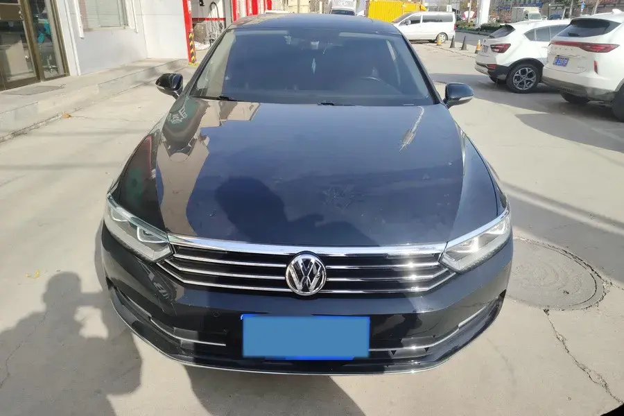 2019 VOLKSWAGEN MAGOTAN thumbnail 3